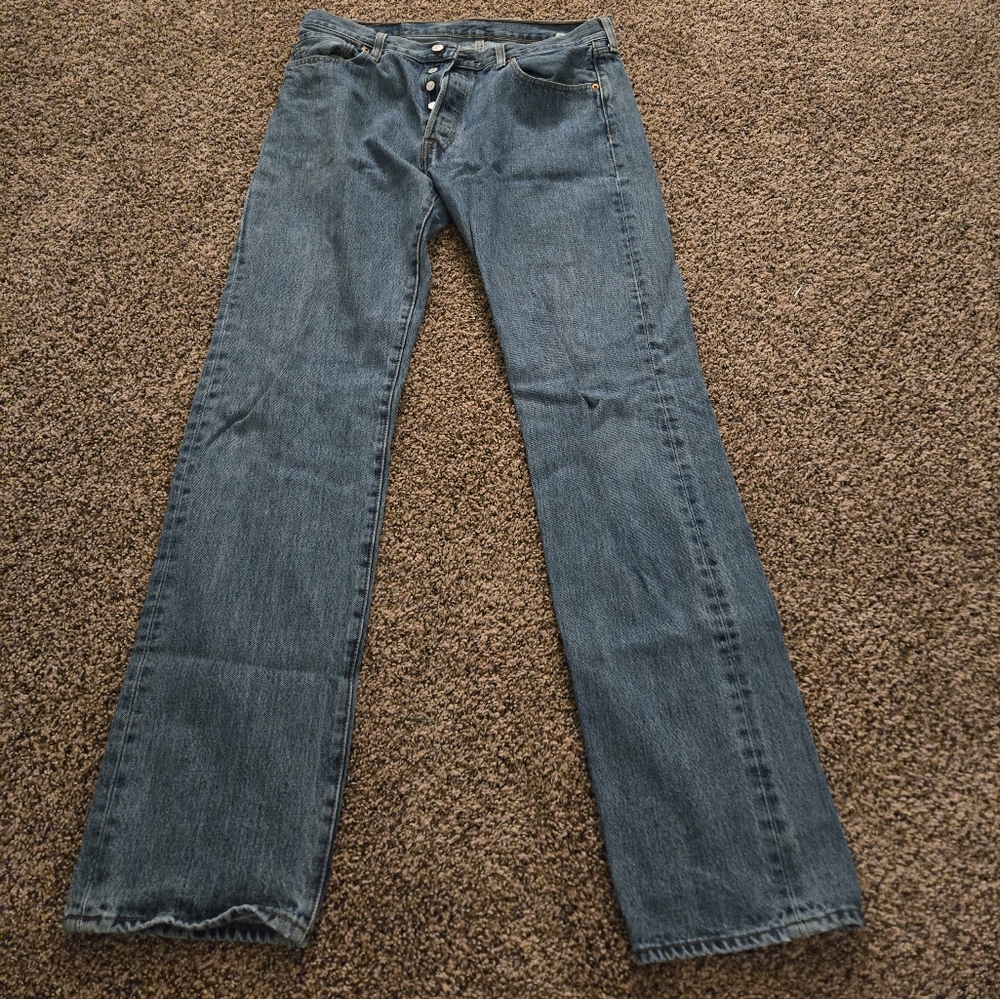 34x36 Levi 501 straight